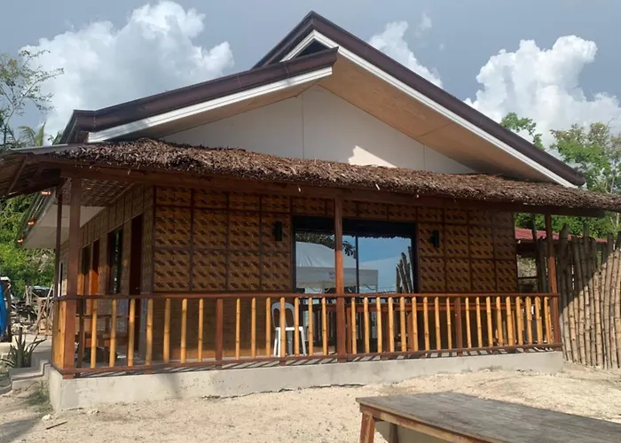 Tuyom By 7 Hostel Badian